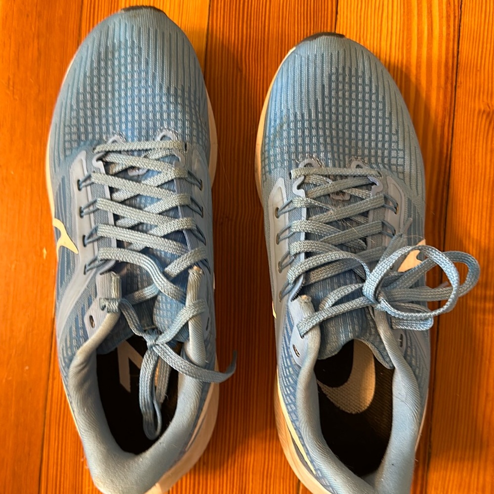 Nike Zoom Sneakers
